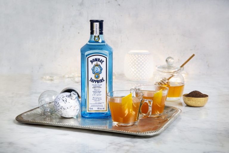 Bombay-Sapphire-Queens-Toddy-with-bottle