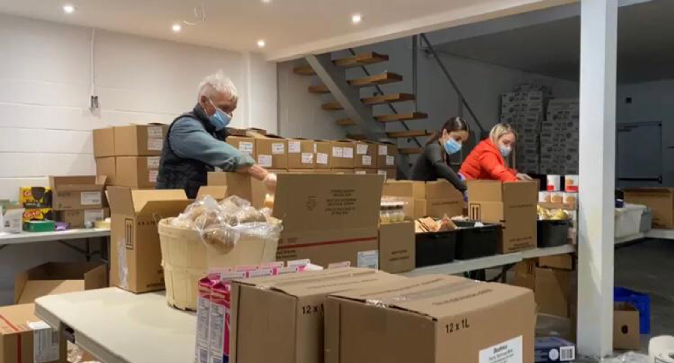 Operation Ramzieh packing food boxes