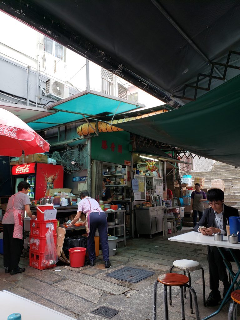 hong-kong-eateries-sing-huen-yuen-01